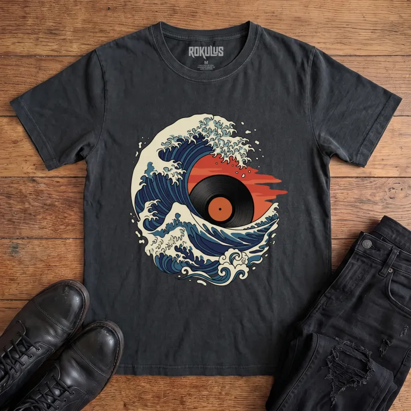 Great Wave Vinyl Vintage Graphic T-Shirt